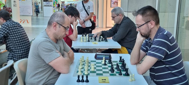 20221029_171806_folly.jpg - Saturday Blitz League #62 -29 ottobre 2022 @ Montefiore Chess Area